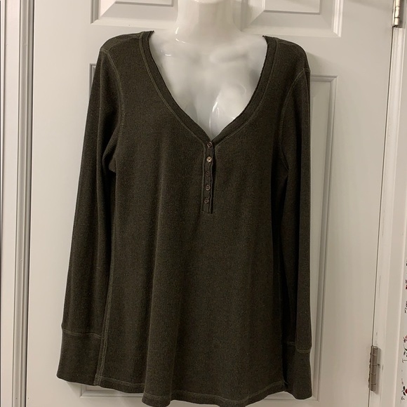 # 782 Caslan Sweater - Picture 1 of 9